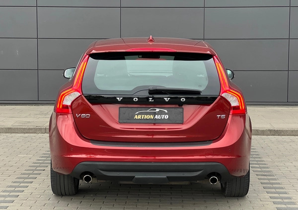 Volvo V60 cena 47900 przebieg: 164000, rok produkcji 2011 z Nidzica małe 121